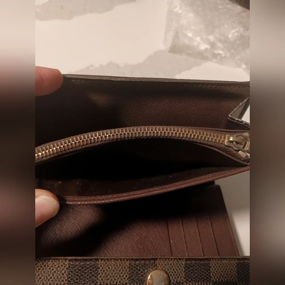 Authentic Louis Vuitton Louis Vuitton Tri-Fold Wallet Damier Porto Monogram